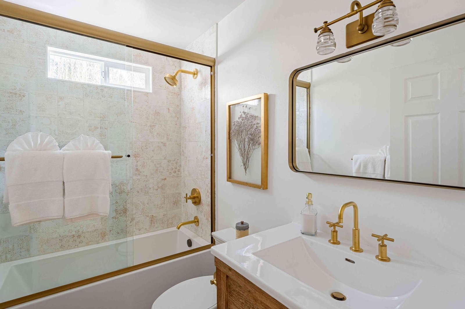 Bathroom Renovation Ideas on a Small Budget